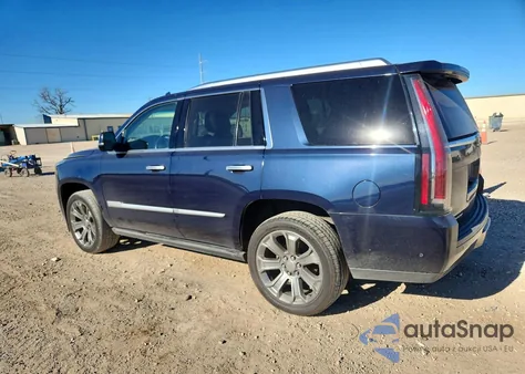 2018 Cadillac Escalade Premium Luxury z USA, uszkodzony, nr VIN 1GYS4CKJ2JR299910